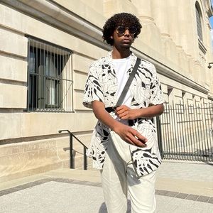 Meet your Posher, Khalid